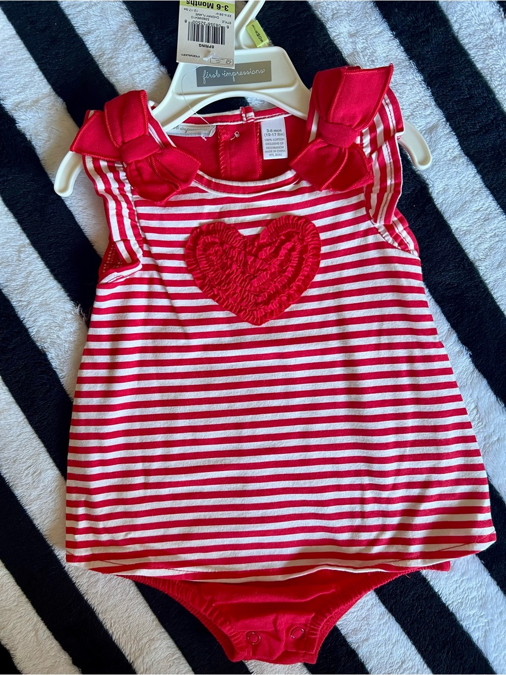 Red & White Striped Heart One-Piece Bodysuit for Girls - Bow Shoulder Detail